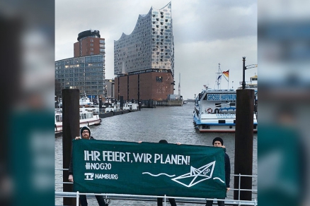 Elbphilharmonie in Hamburg, Protest gegen G20 Elbphilharmonie in Hamburg, Protest gegen G20